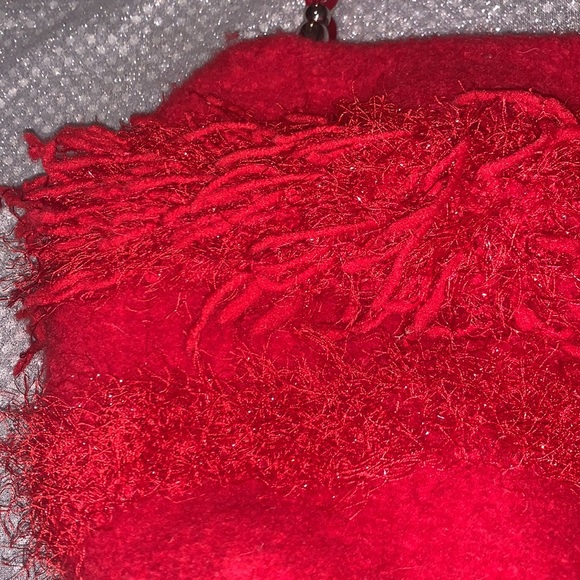 Custom Red Felt Small Purse with Glitter Yarn Trim and Red/Silver Bead Handle - Picture 4 of 8